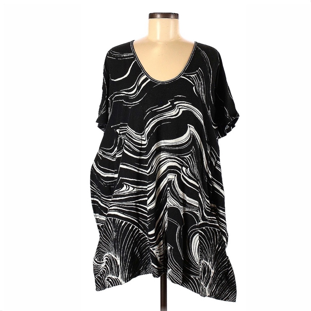 BCBGMAXAZRIA Tunic